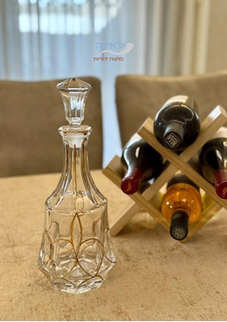 תמונה של בקבוק יין קריסטל מהודר